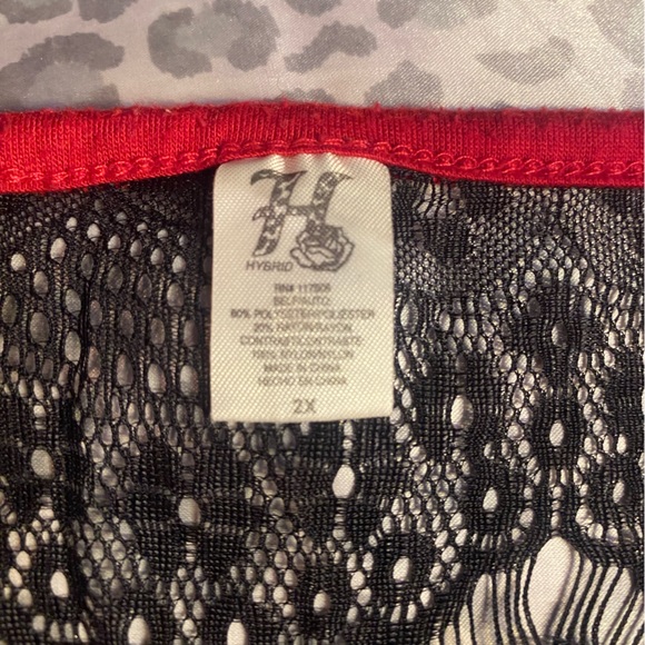 Vintage Hybrid T-Shirt - Picture 4 of 5